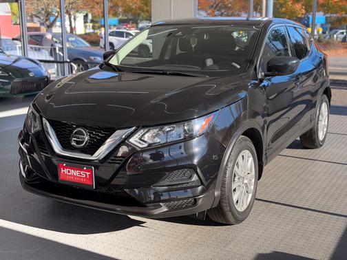 2022 Nissan Rogue Sport S