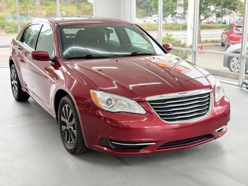 2014 Chrysler 200 LX
