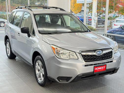 2015 Subaru Forester 2.5i