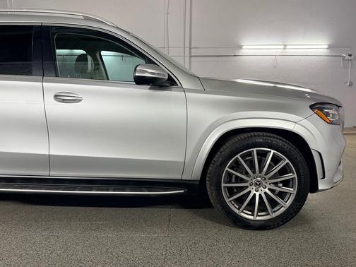 Iridium Silver Metallic 2020 Mercedes-Benz GLS 580 GLS 580