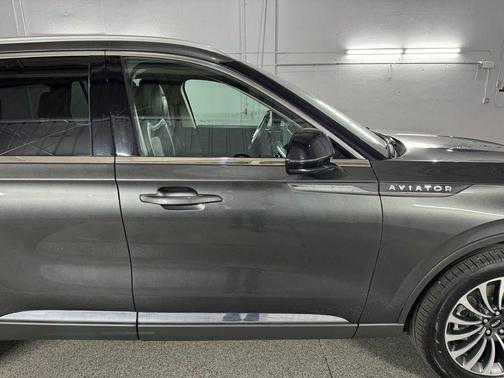 Magnetic Gray Metallic 2020 Lincoln Aviator Reserve AWD