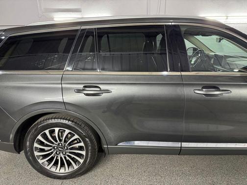 Magnetic Gray Metallic 2020 Lincoln Aviator Reserve AWD