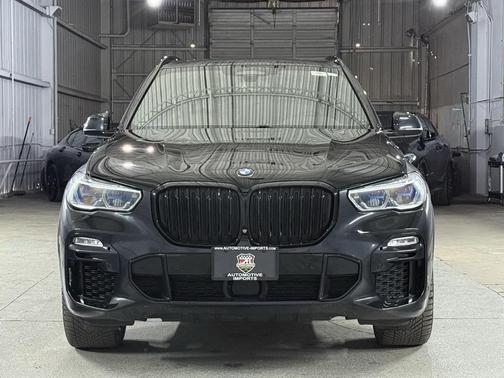 2021 BMW X5 M50i