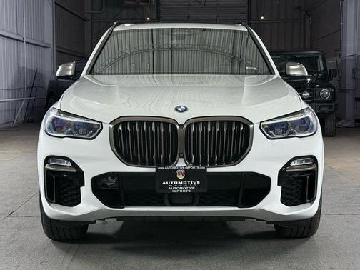 2021 BMW X5 M50i