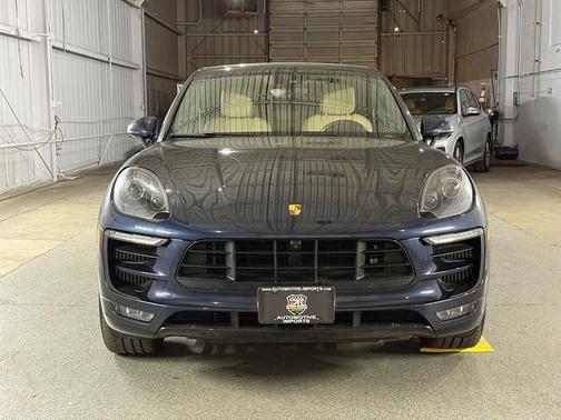 Night Blue Metallic 2018 Porsche Macan Macan