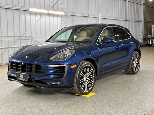 Night Blue Metallic 2018 Porsche Macan Macan