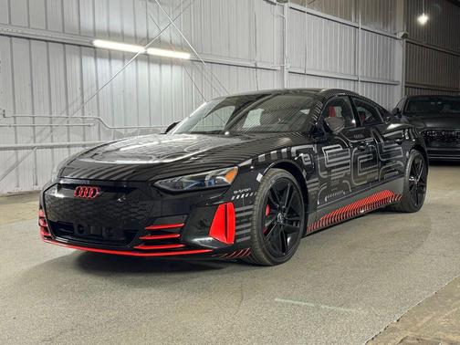 2023 Audi RS e-tron GT quattro