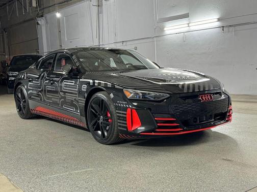 2023 Audi RS e-tron GT quattro