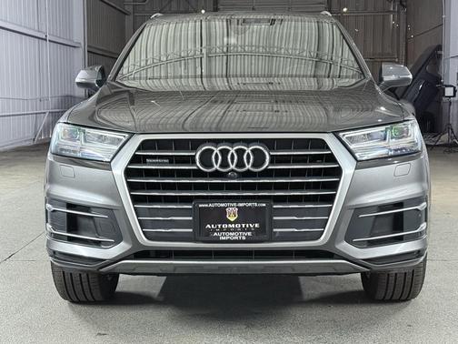 2019 Audi Q7 45 Premium Plus