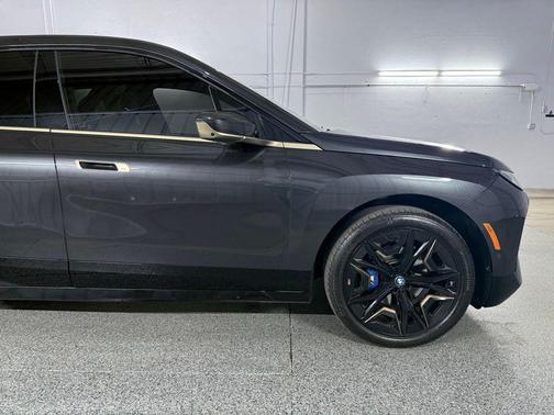 Dark Graphite Metallic 2023 BMW iX M60