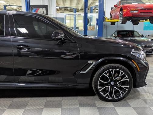 2023 BMW X6 M Base