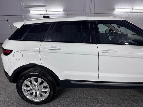 White 2019 Land Rover Range Rover Evoque
