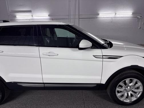 Fuji White 2019 Land Rover Range Rover Evoque