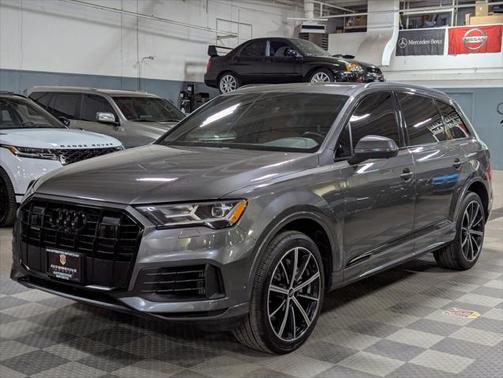 2022 Audi Q7 55 Premium Plus