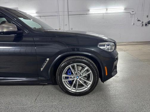 Black Sapphire Metallic 2018 BMW X3 M40i