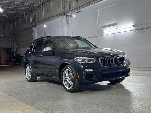 Black Sapphire Metallic 2018 BMW X3 M40i