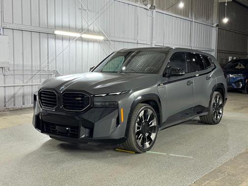 Dravit Grey Metallic 2023 BMW XM Base