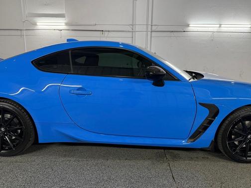 Neptune 2024 Toyota GR86 Base