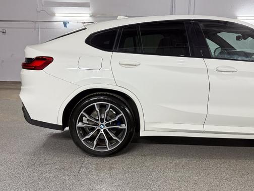 Alpine White 2019 BMW X4 M40i