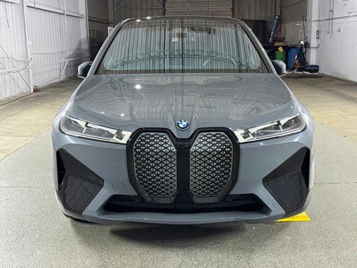 Phytonic Blue Metallic 2023 BMW iX xDrive50