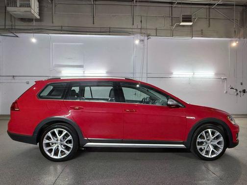 2017 Volkswagen Golf Alltrack TSI SEL