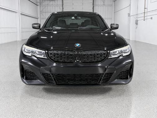 Black Sapphire Metallic 2021 BMW M340 i