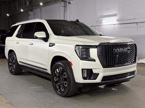 White Frost Tricoat 2023 GMC Yukon Denali Ultimate