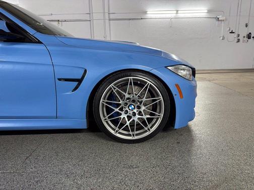 Yas Marina Blue Metallic 2017 BMW M3 Base