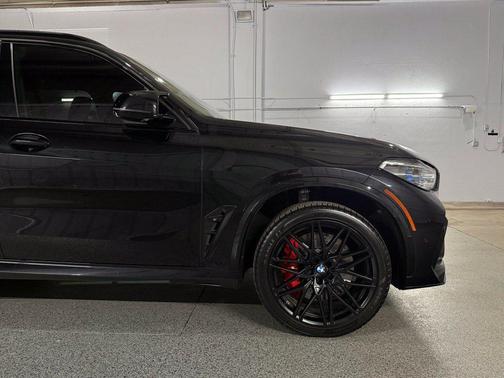 Black Sapphire Metallic 2021 BMW X5 M Base