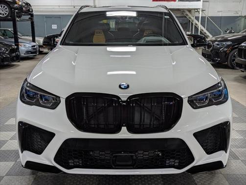 2022 BMW X5 M Base
