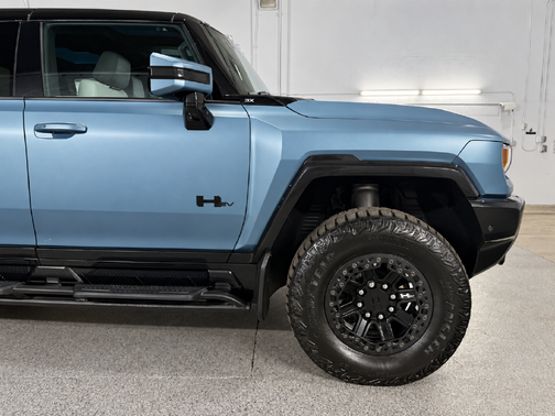 Neptune Blue Matte 2024 GMC HUMMER EV Pickup 3X