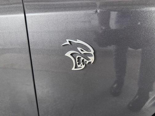 Granite Pearlcoat 2019 Dodge Challenger SRT Hellcat