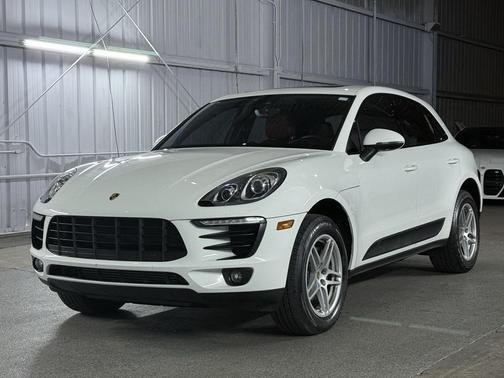 2018 Porsche Macan Base