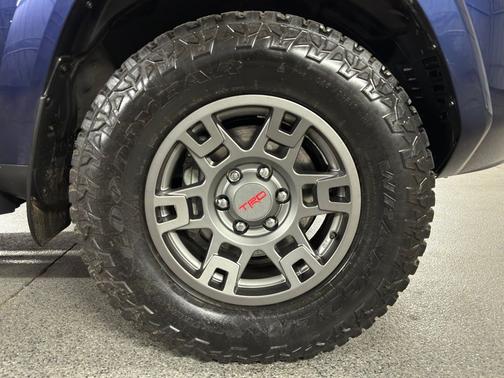 Nautical Blue Metallic 2017 Toyota 4Runner TRD Off Road Premium