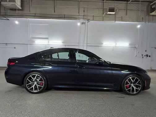 2022 BMW M550 i Xdrive