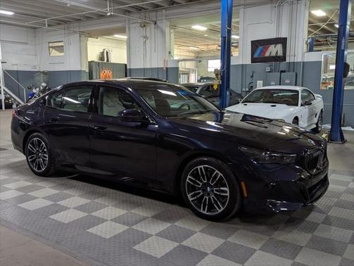 2024 BMW 530 i xDrive