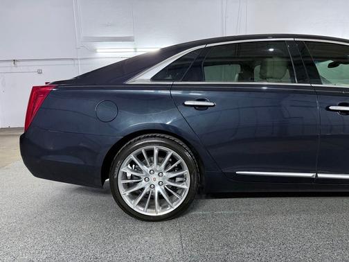 Sapphire Blue Metallic 2014 Cadillac XTS Vsport Platinum