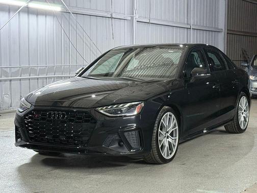 2023 Audi S4 Premium Plus TFSI quattro Tiptronic
