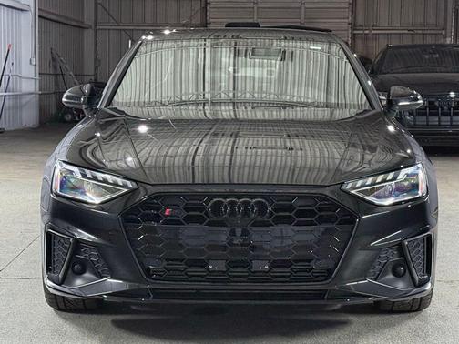 2023 Audi S4 Premium Plus TFSI quattro Tiptronic