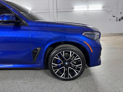 Marina Bay Blue Metallic 2022 BMW X5 M