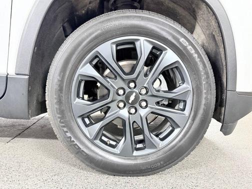 Summit White 2020 Chevrolet Traverse RS