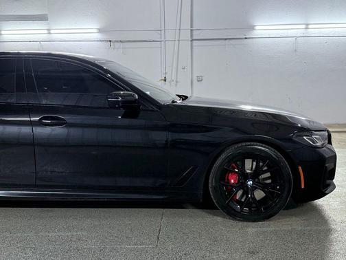 2023 BMW M550 i Xdrive