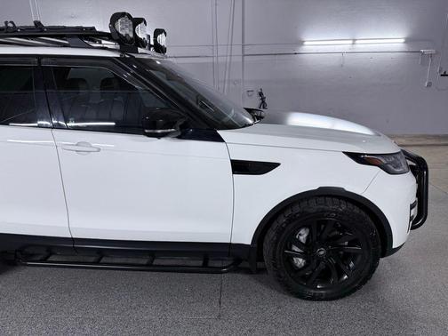 2020 Land Rover Discovery HSE
