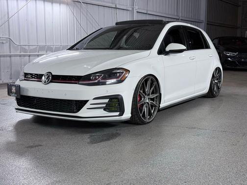 Pure White 2019 Volkswagen Golf 1.4T S
