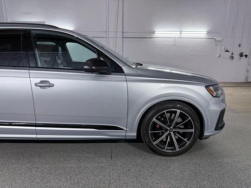 Florett Silver Metallic 2021 Audi SQ7 4.0T Premium Plus