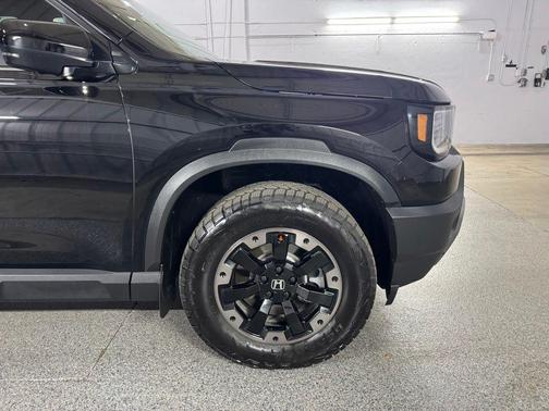 Crystal Black Pearl 2026 Honda Passport AWD TrailSport Elite