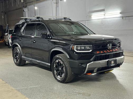 Crystal Black Pearl 2026 Honda Passport AWD TrailSport Elite