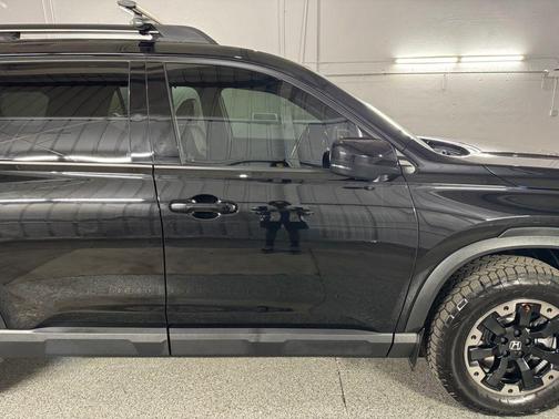 Crystal Black Pearl 2026 Honda Passport AWD TrailSport Elite
