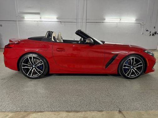 San Francisco Red Metallic 2022 BMW Z4 sDrive M40i