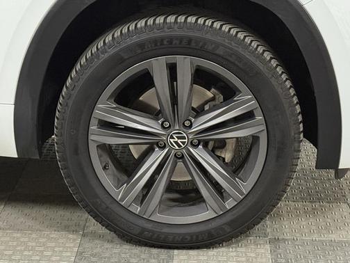 2020 Volkswagen Atlas Cross Sport 3.6L V6 SE w/Technology